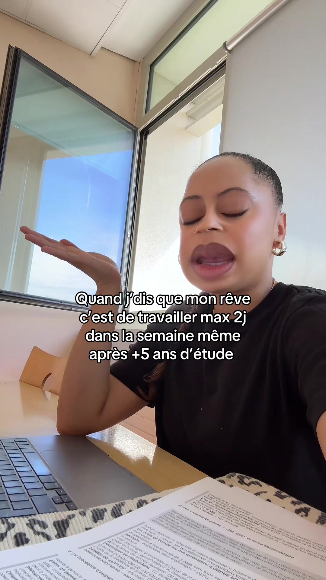 @tasnime ⚖️👩🏽🎓