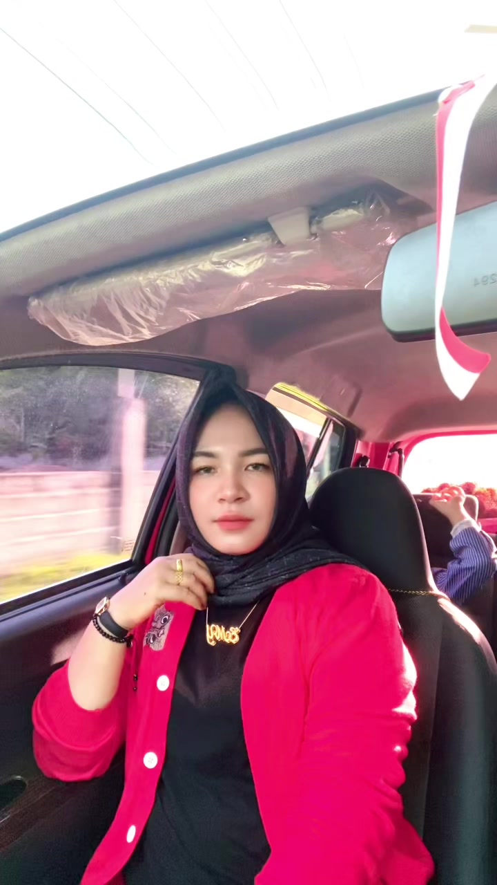 @Emy Mijar