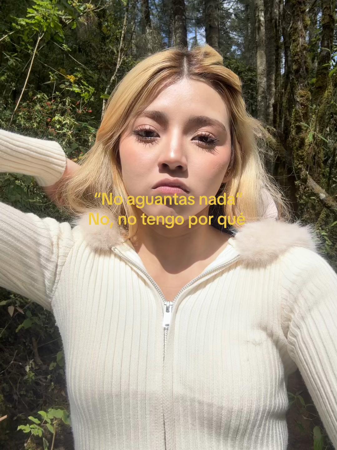 @𝐓