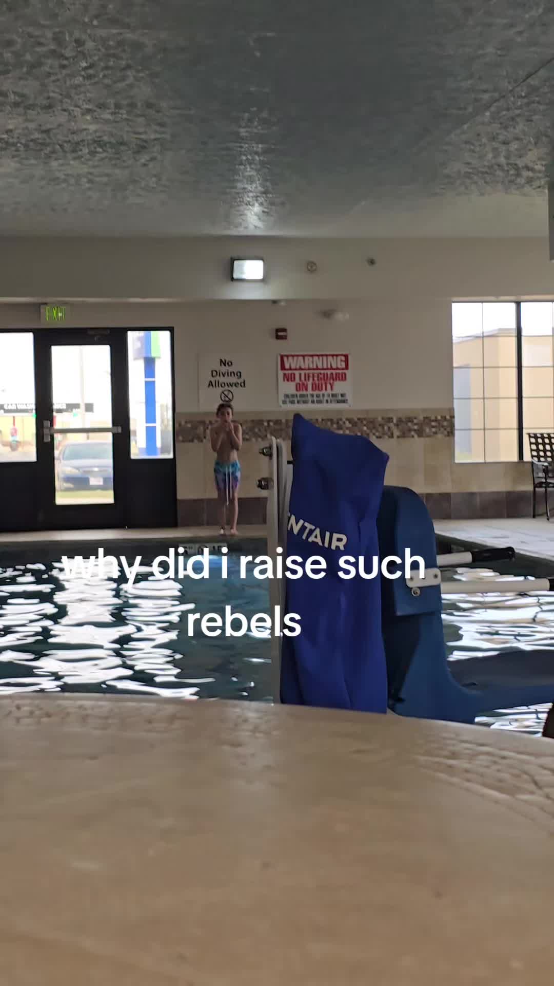 @WhatTheHeckJustin