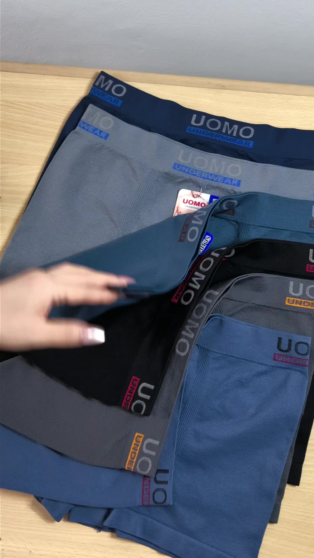 @Uncolive