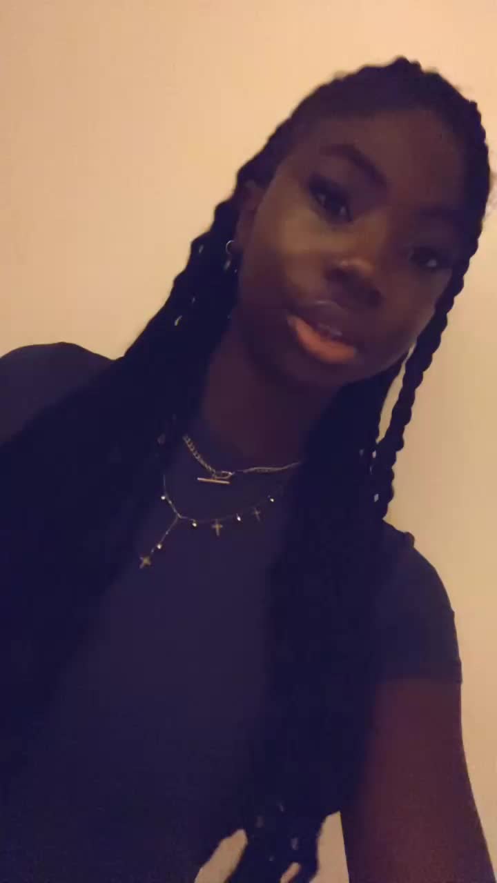 @3lla🌺