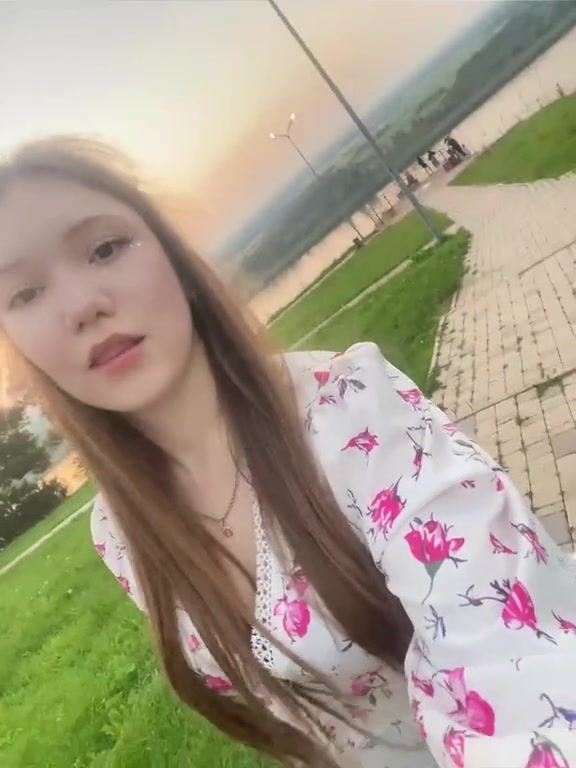 @_akgs