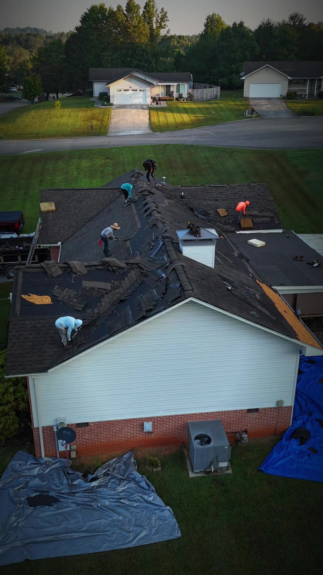 @RESCUE ROOFING