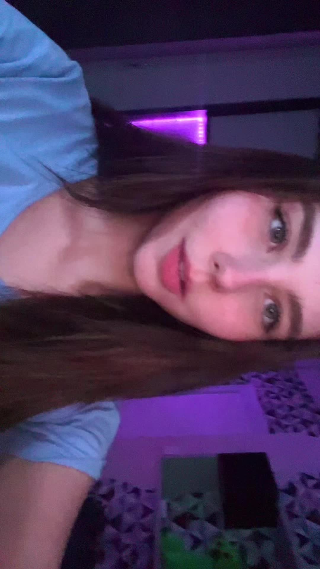 @liriveriano