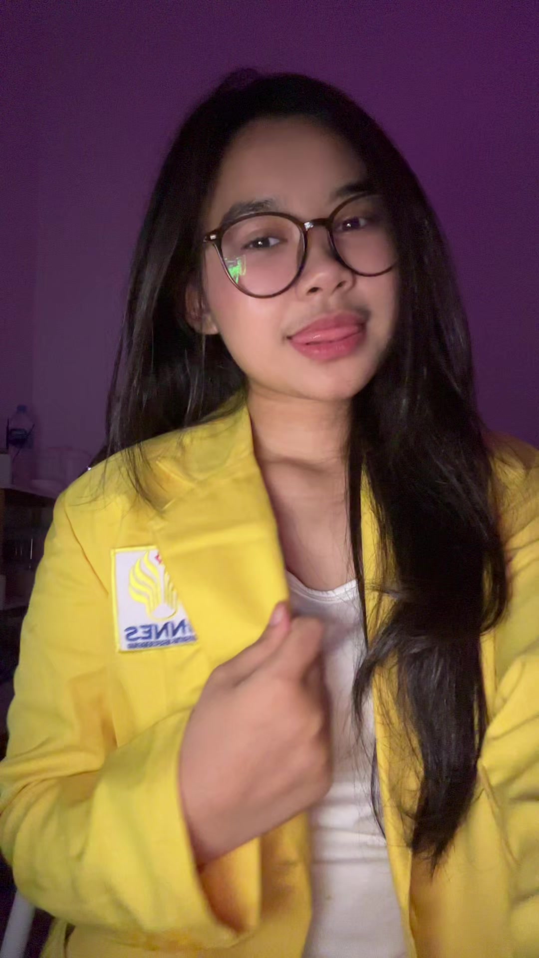 @una🦦