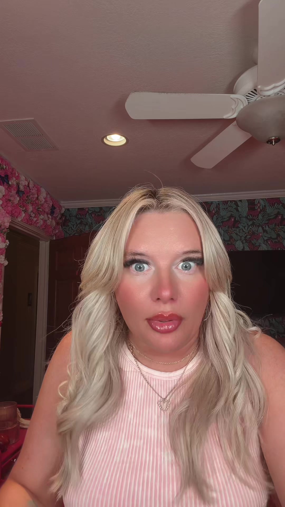 @Bombshelluxe