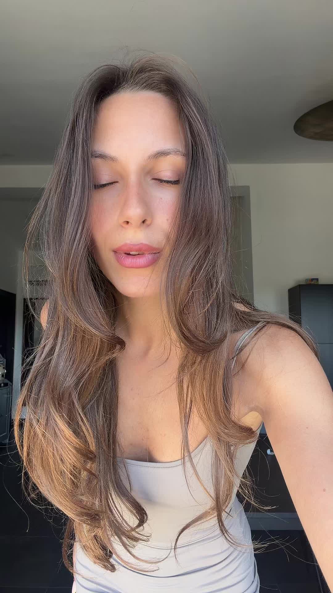 @Noemj