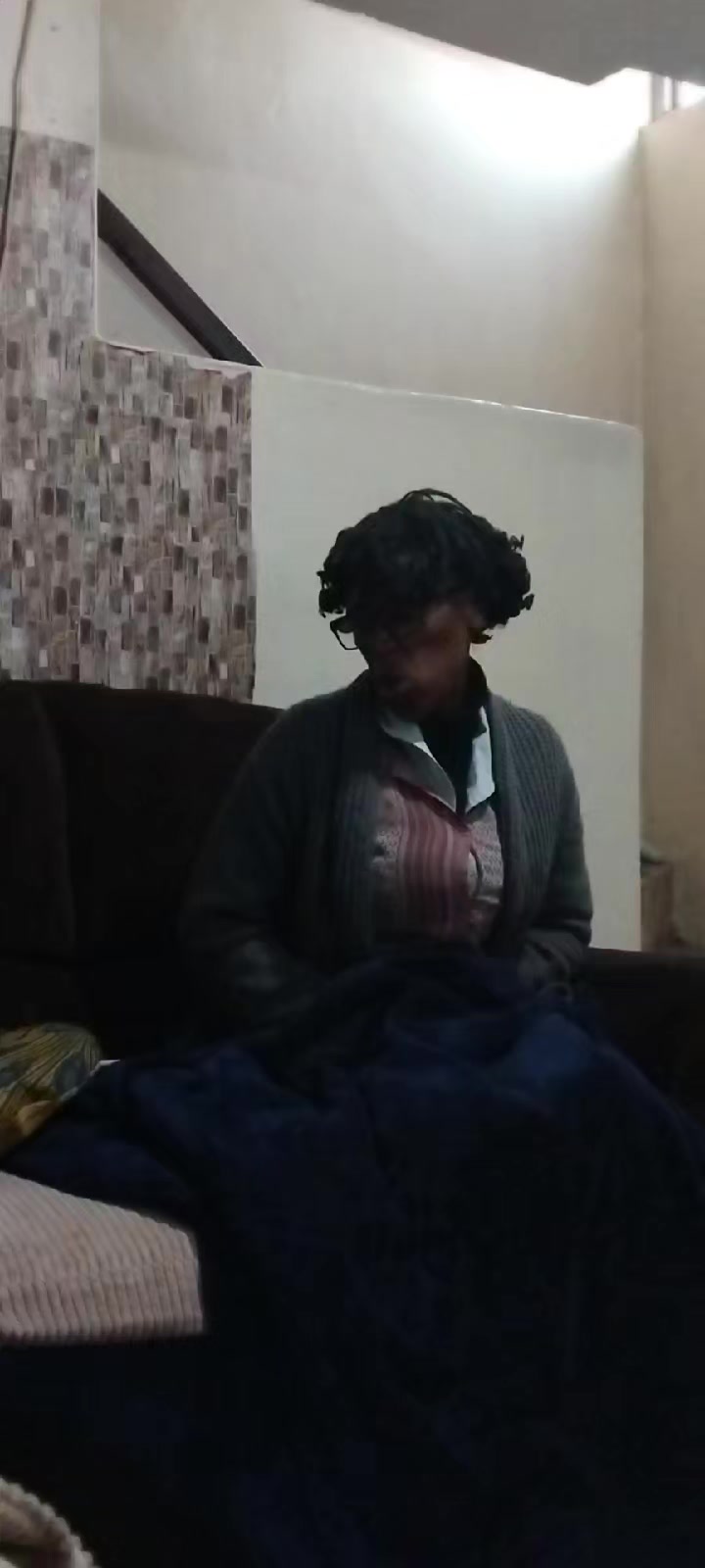 @Nqanqa