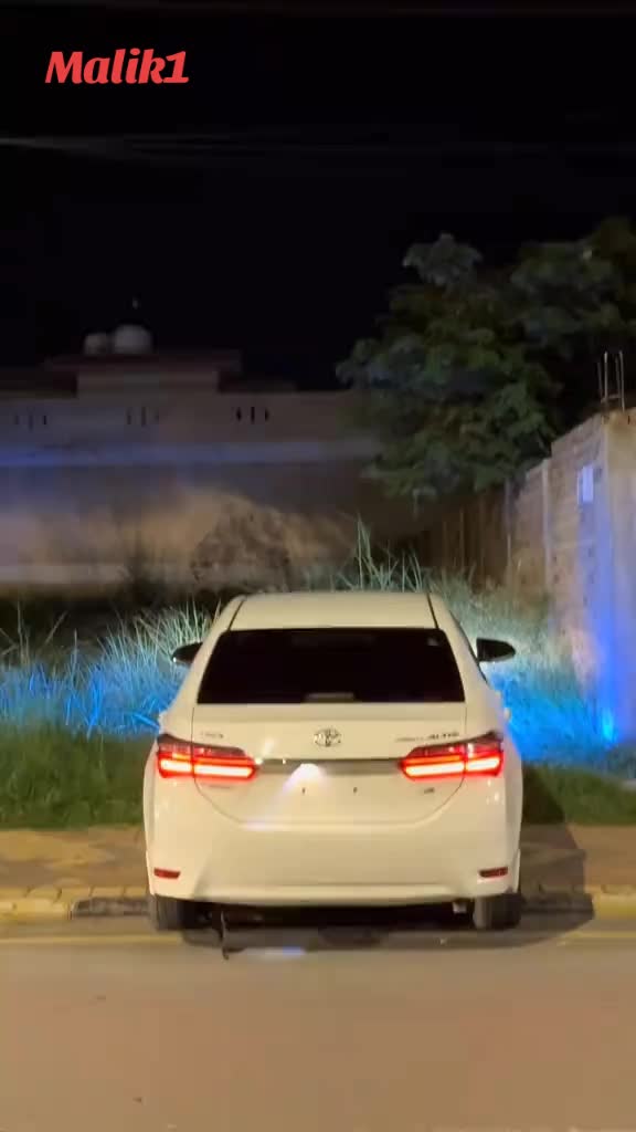 @ملک آصف