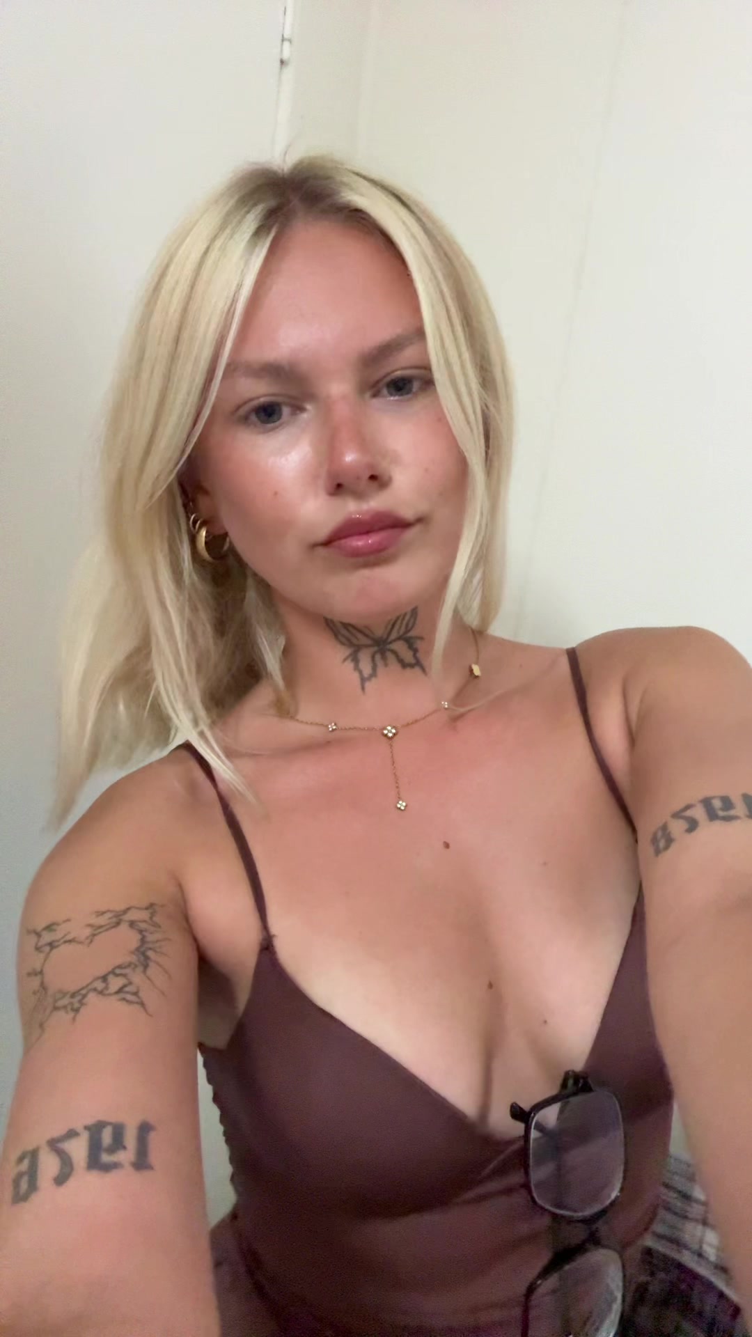 @loupsqq
