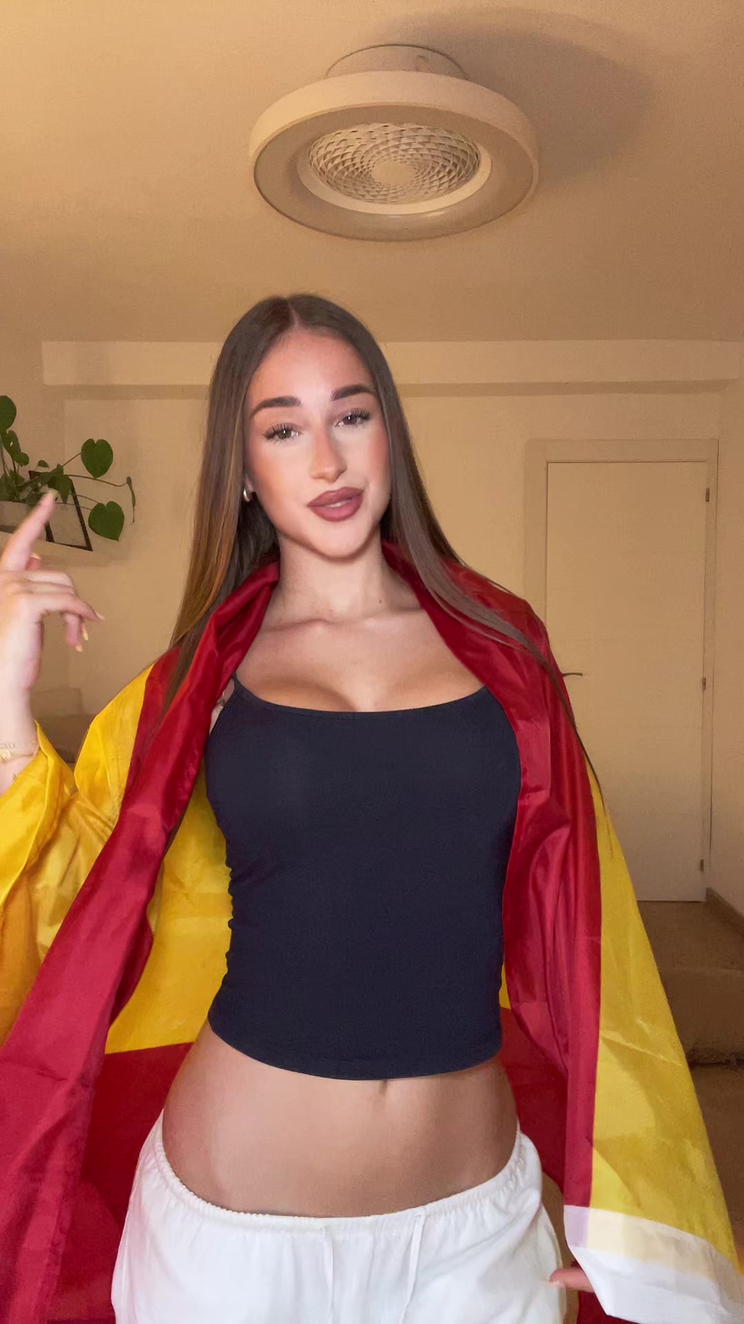 @helenaanguloo
