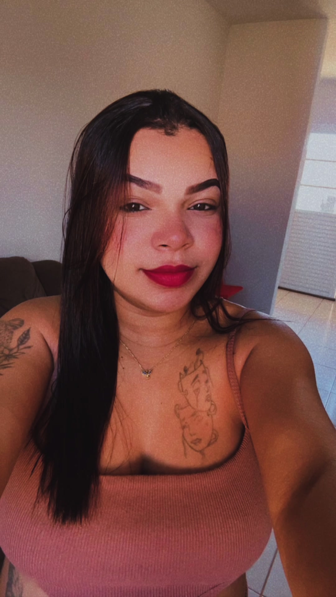 @taissafernanda