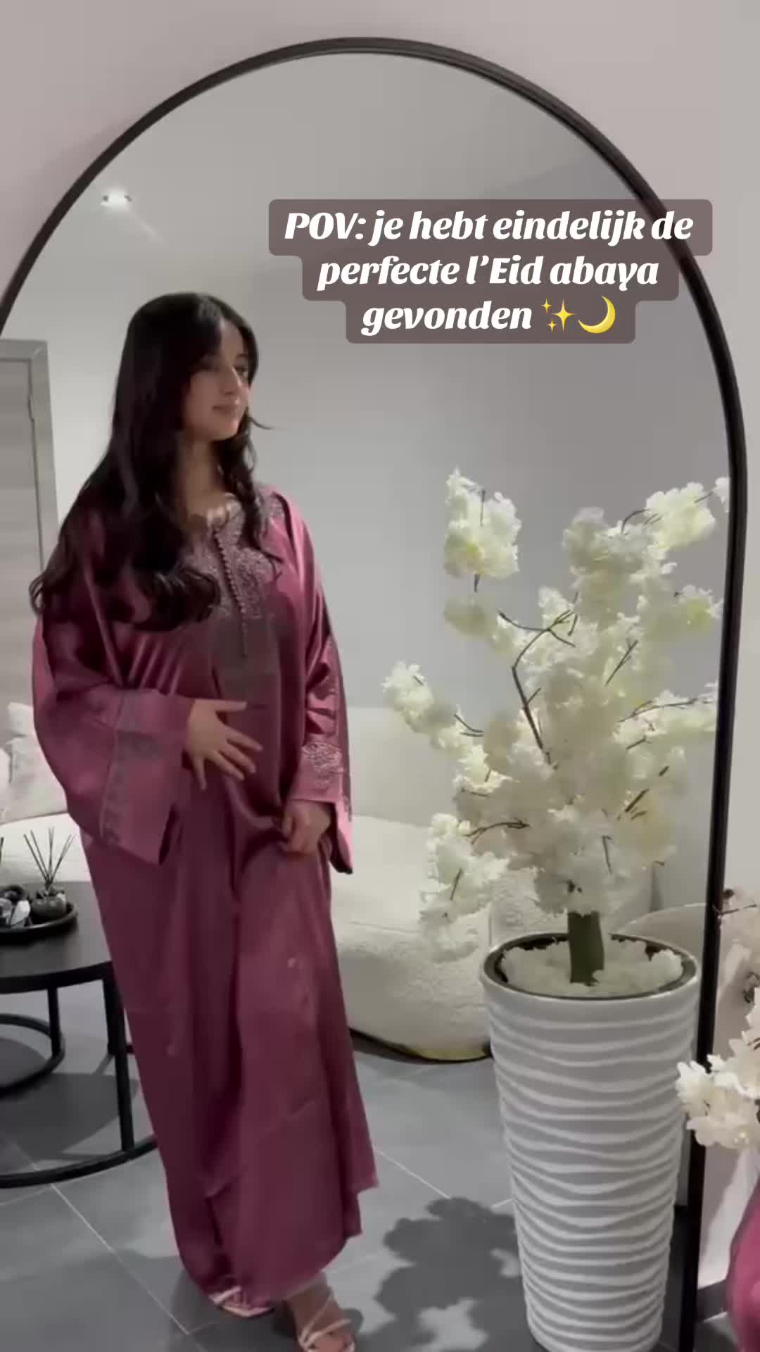 @Amora.Dresses