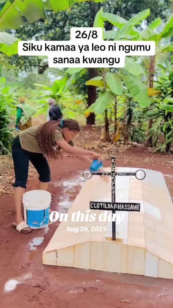 @Ms_b.erth