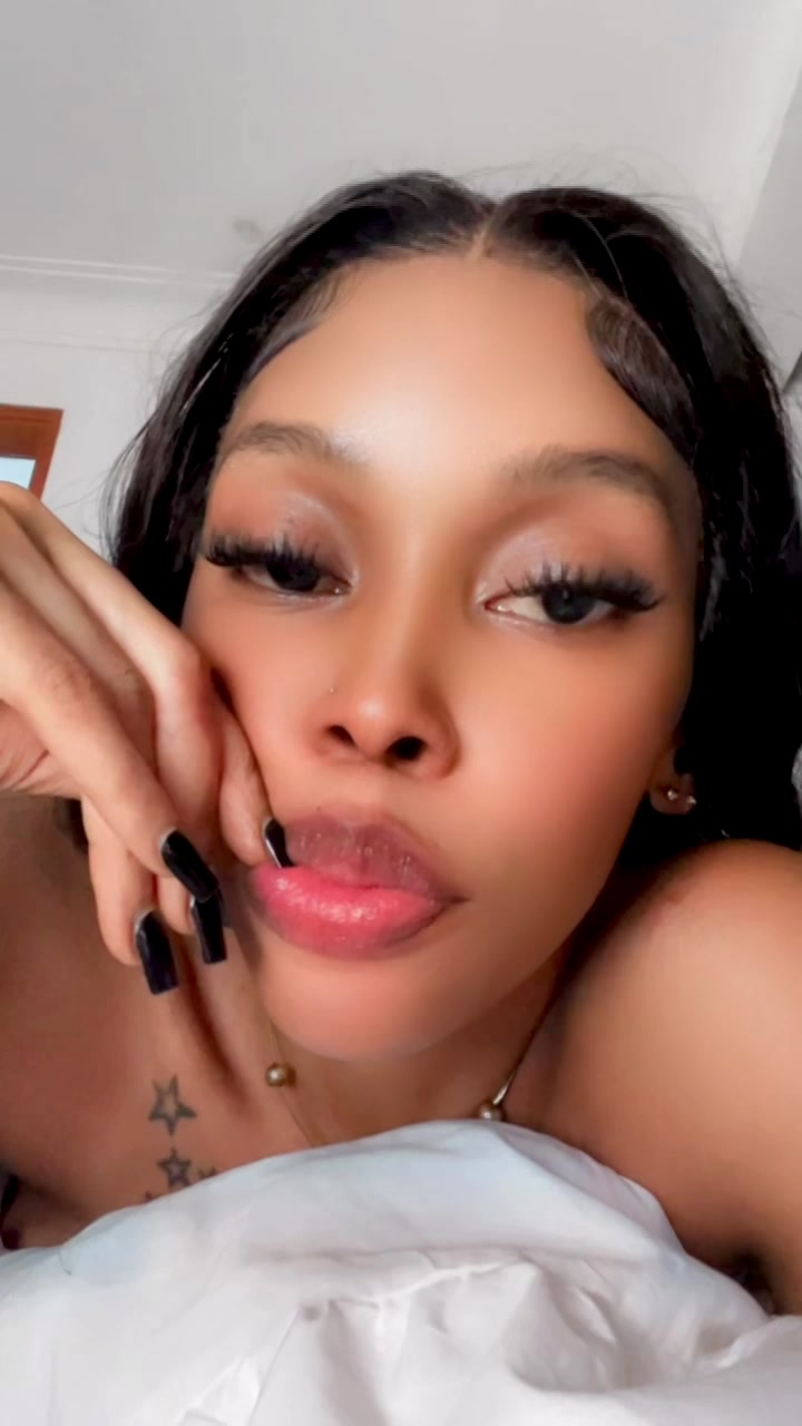 @Sashaafie🦋