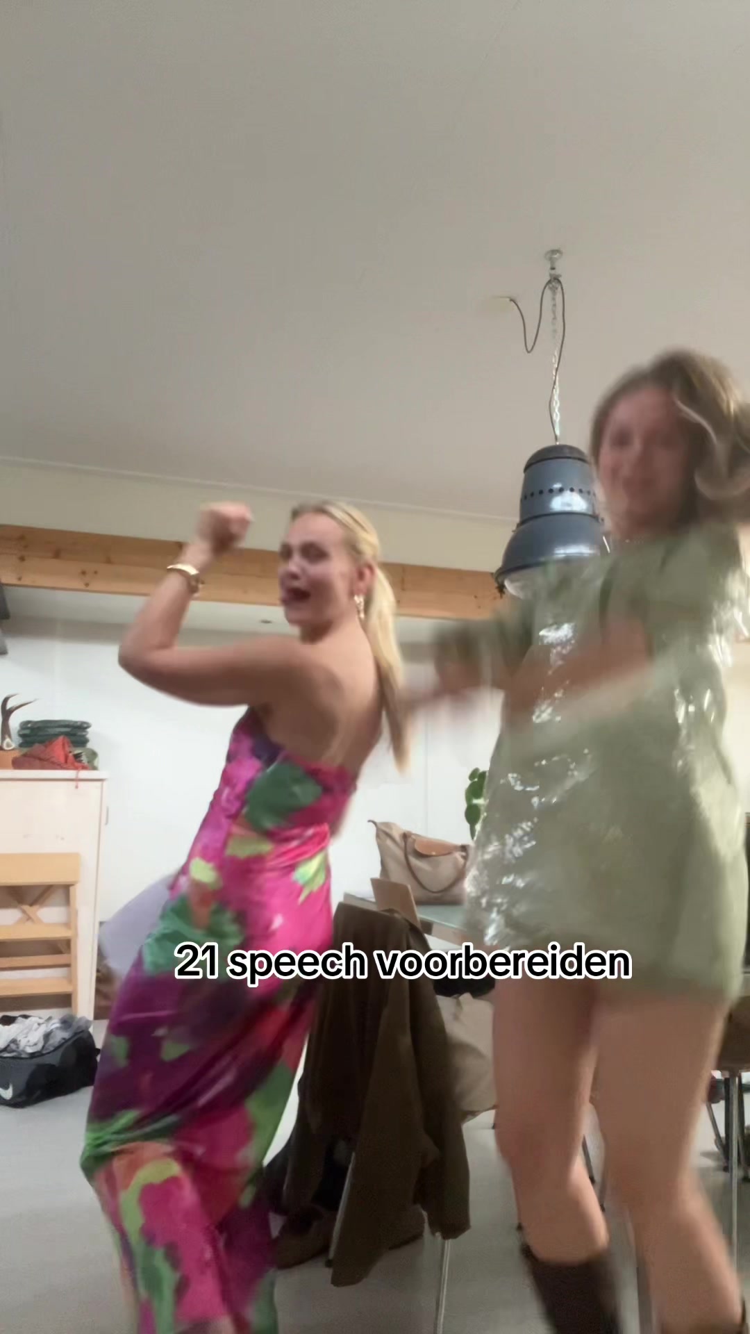@MARIEKE