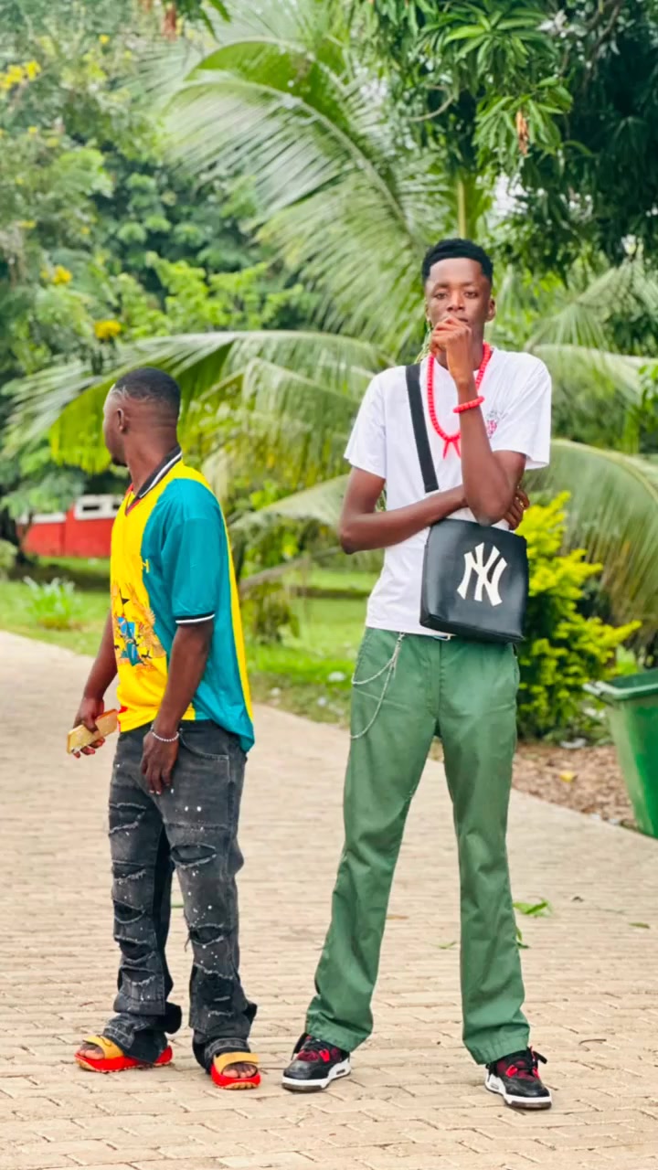 @Tallest Kid ❤️🇬🇭🔐