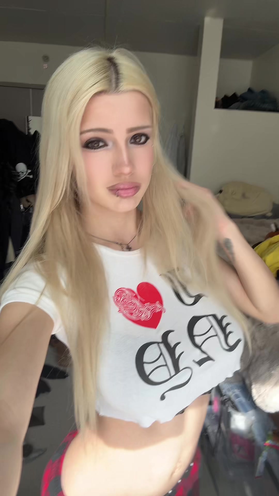 @blondeangelgirl