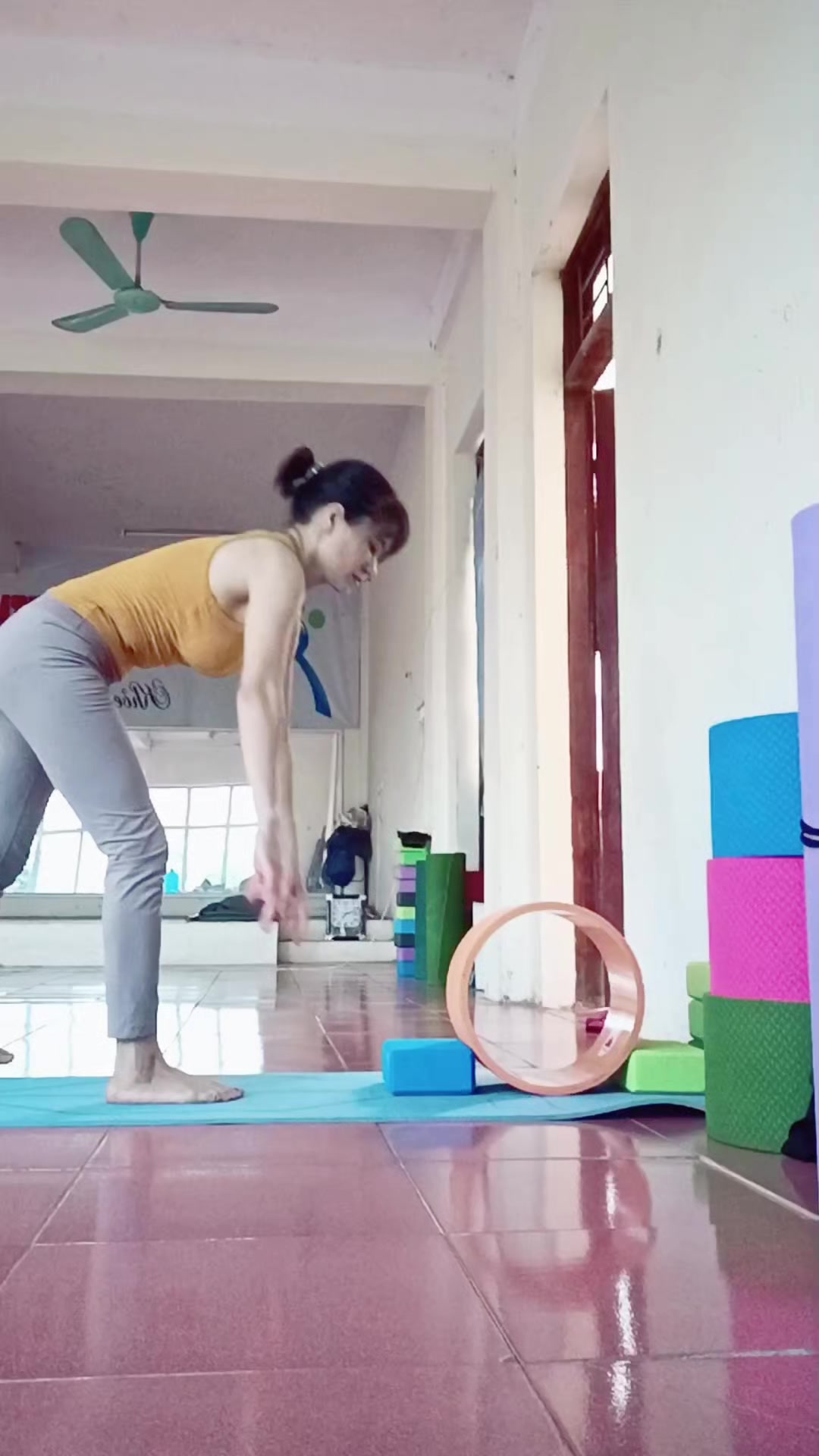 @Hoàng Thùy Yoga💯