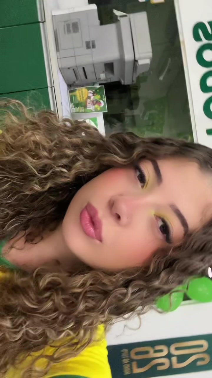 @Talya Santos