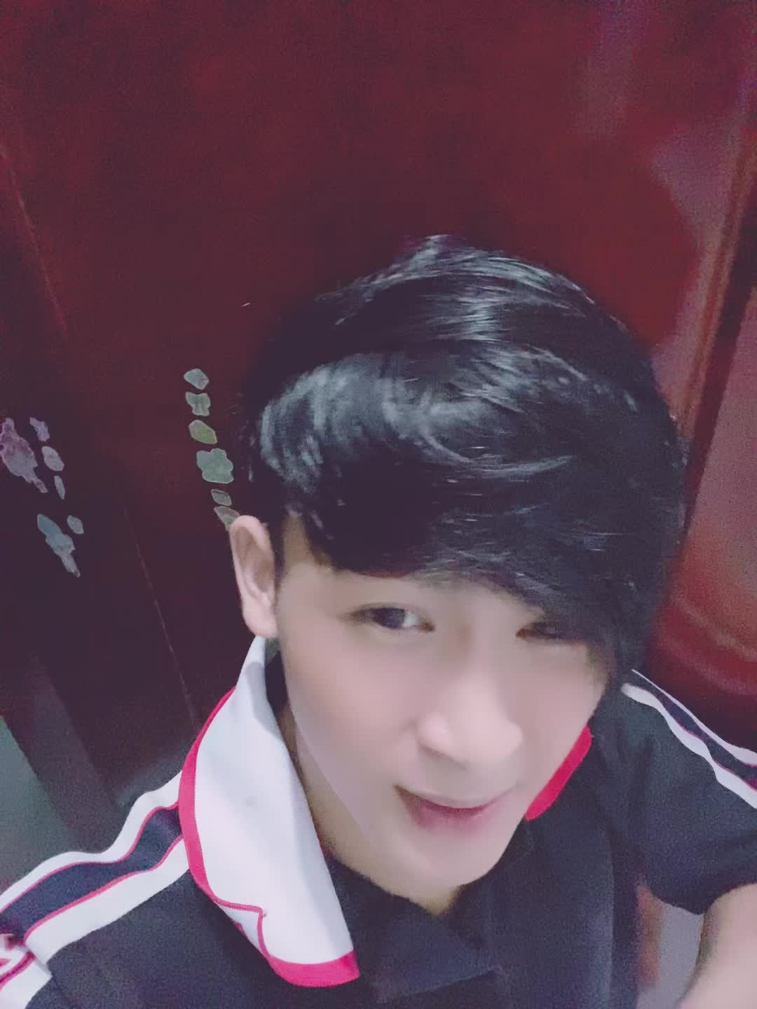 @អ្នក បង្កើតមនុស្ស