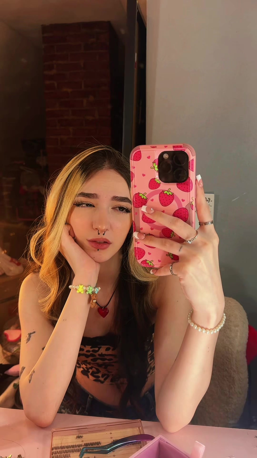 @alexis 🍒