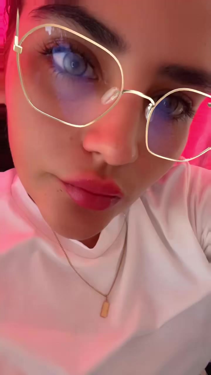 @Mar&iacute;a celeste