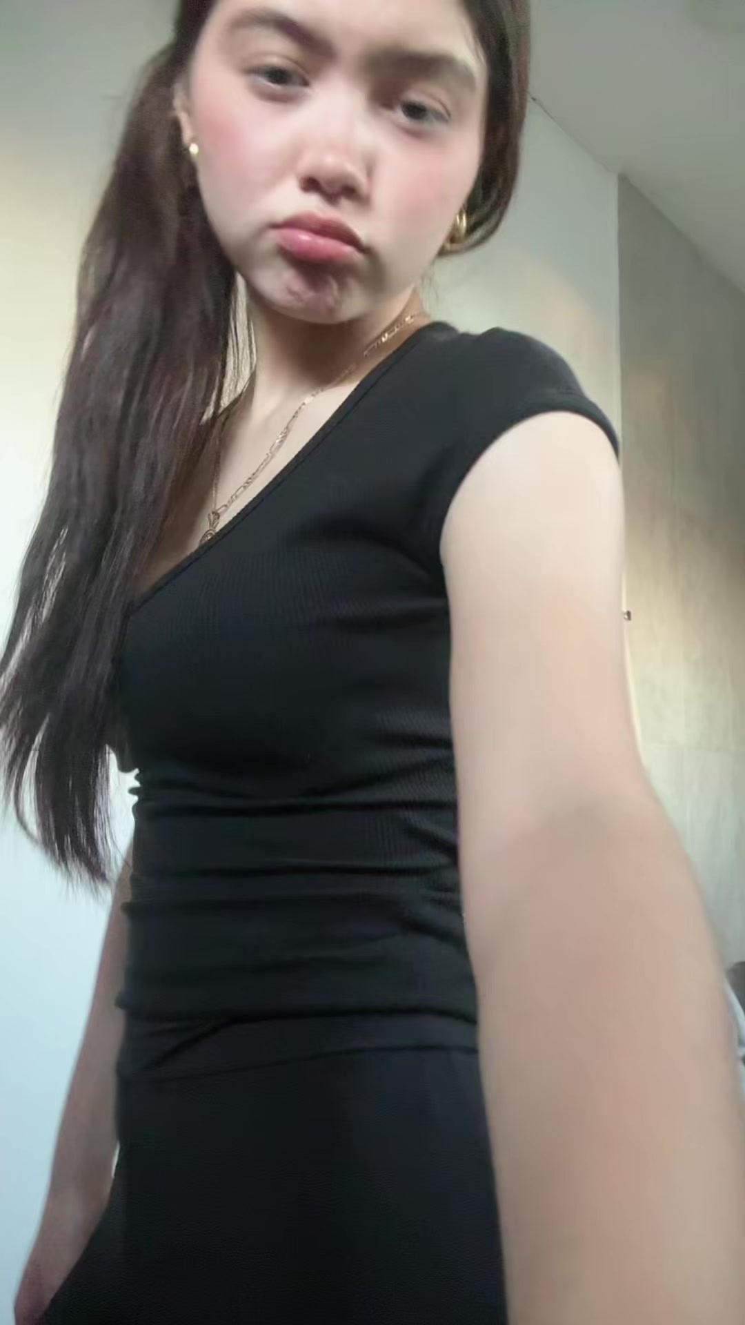 @<3
