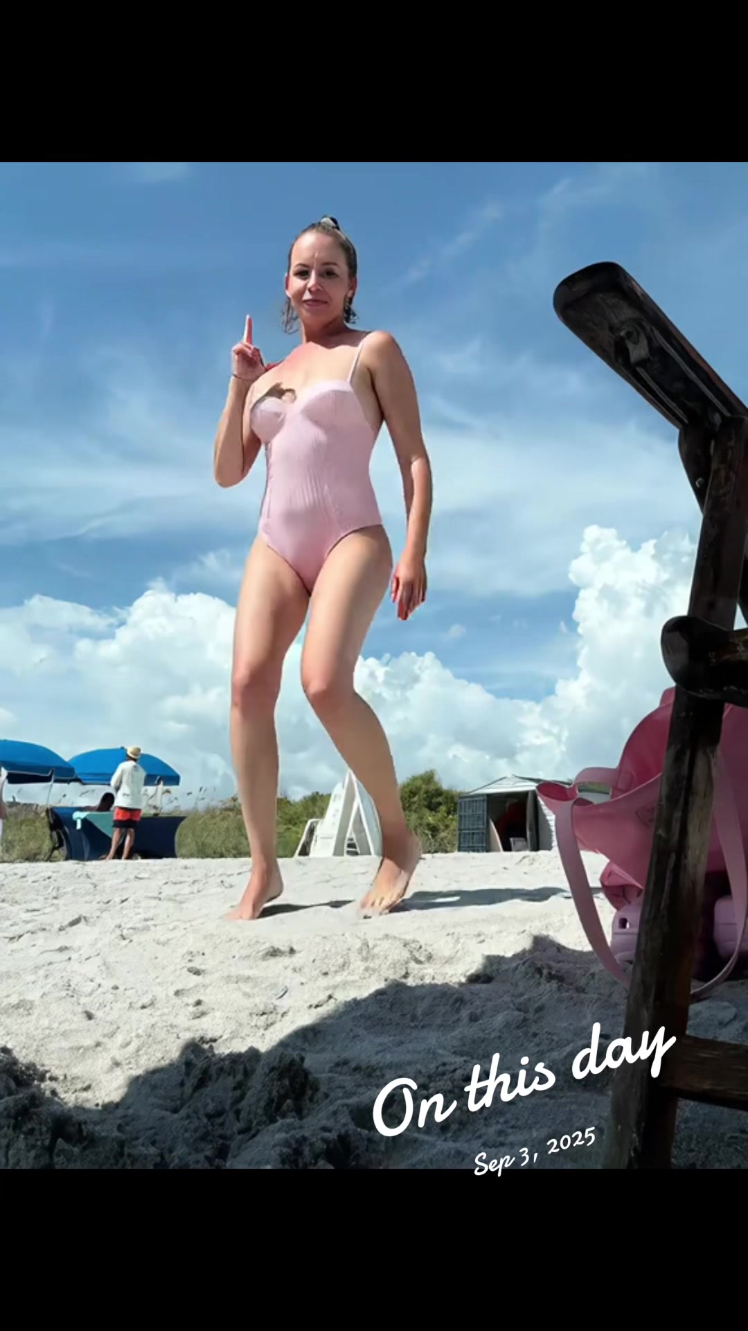 @Claudia Román