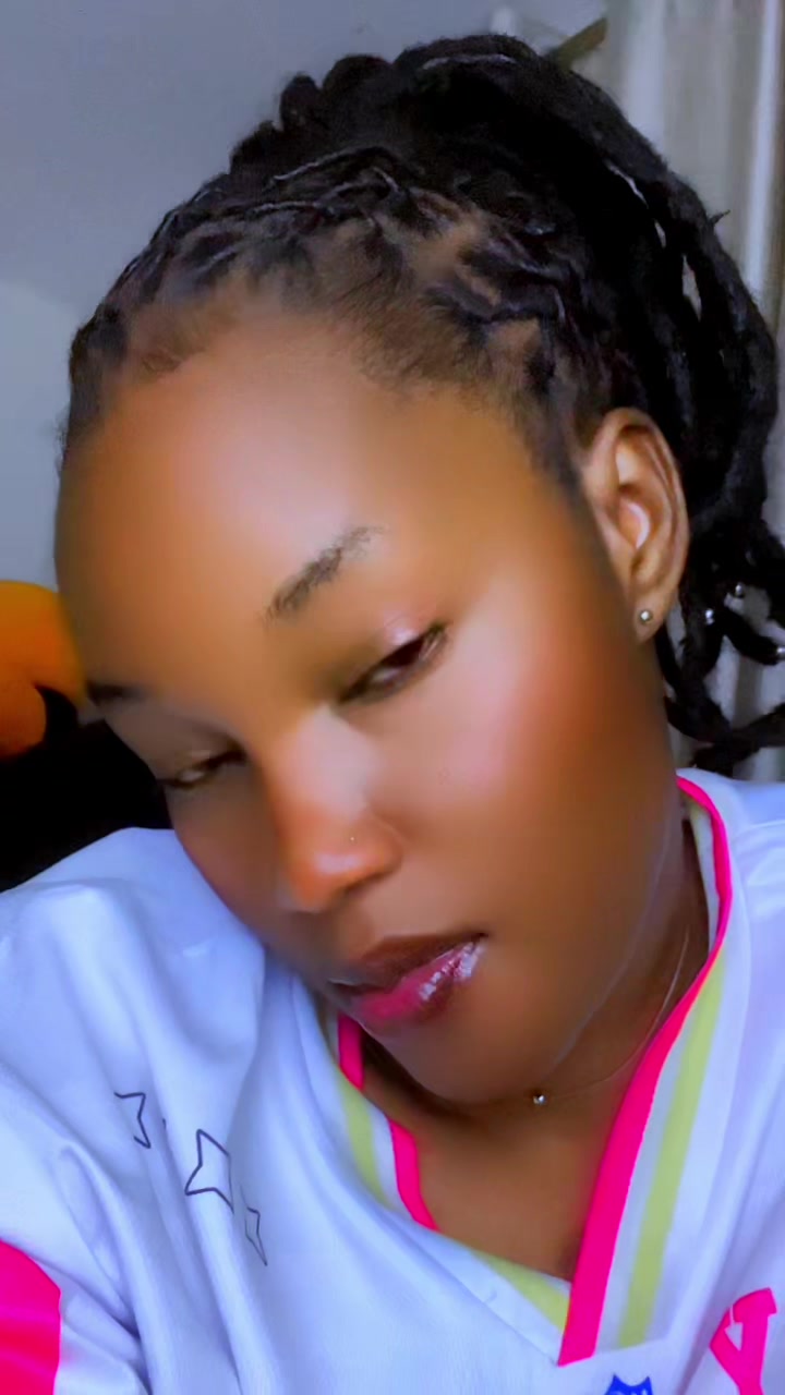 @Soniah_Empress👑