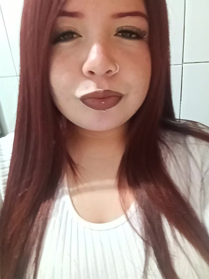 @Carolina Andrea•💋