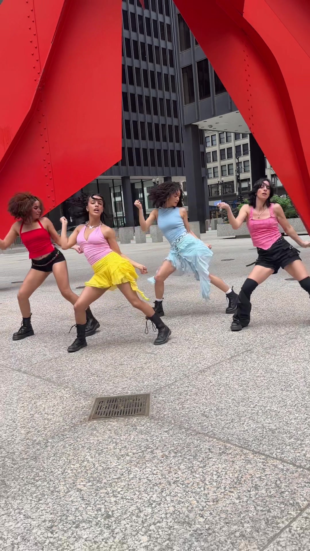 @DUPLE DANCE CREW