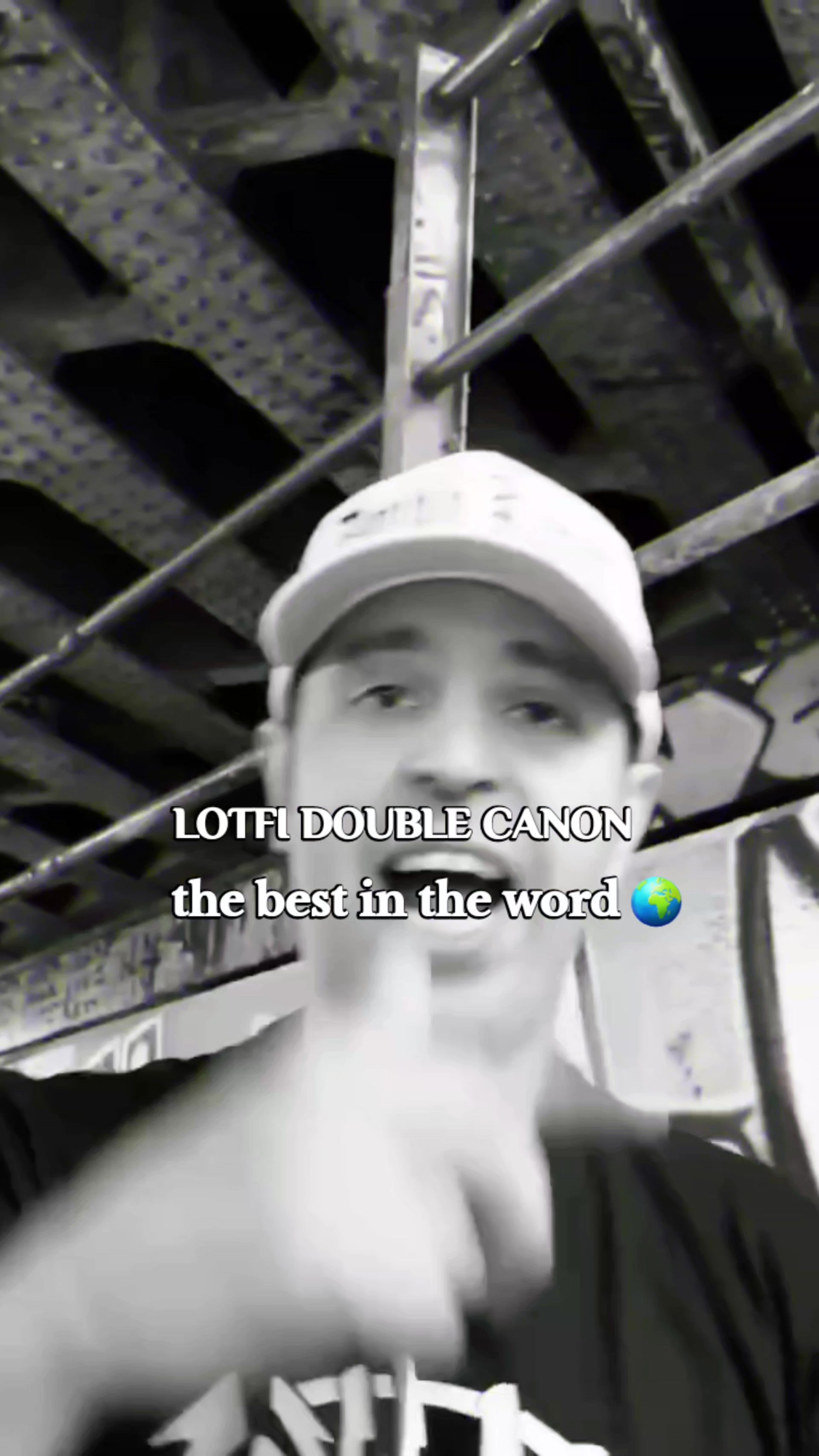 @𝐋𝐀 𝐌𝐄𝐑 🎤🕊