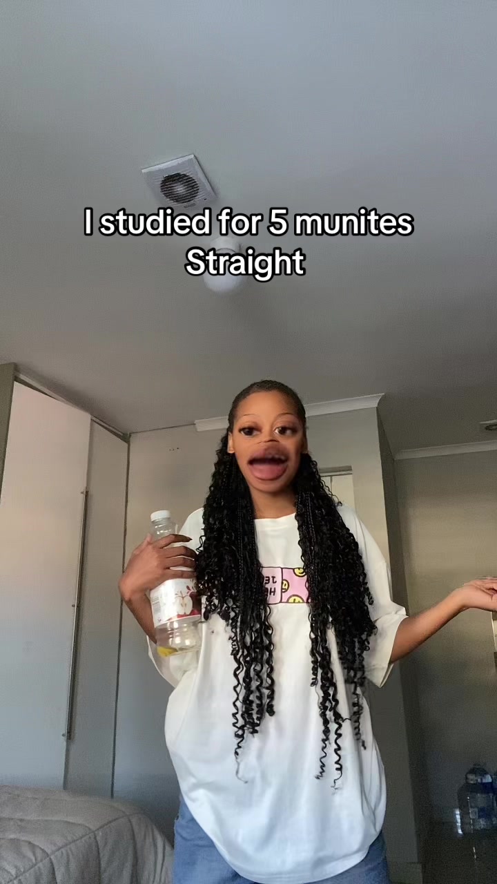 @Zekhy . 🧸