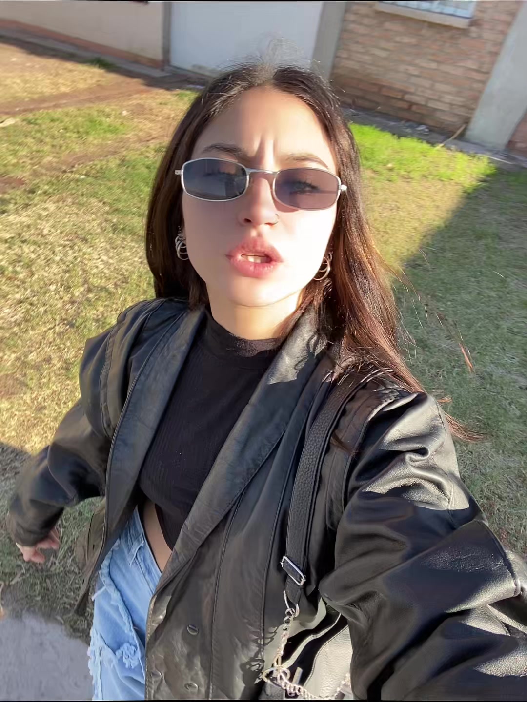 @anacortz_
