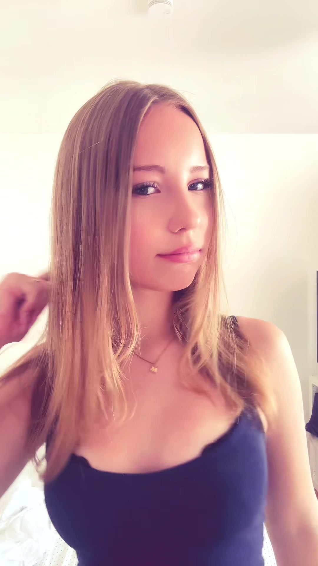 @???