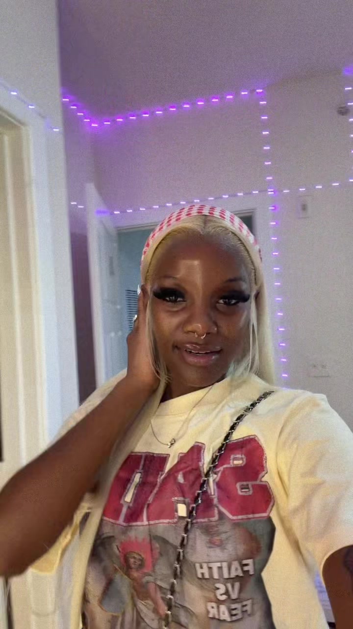 @zaza👱🏾&zwj;♀️