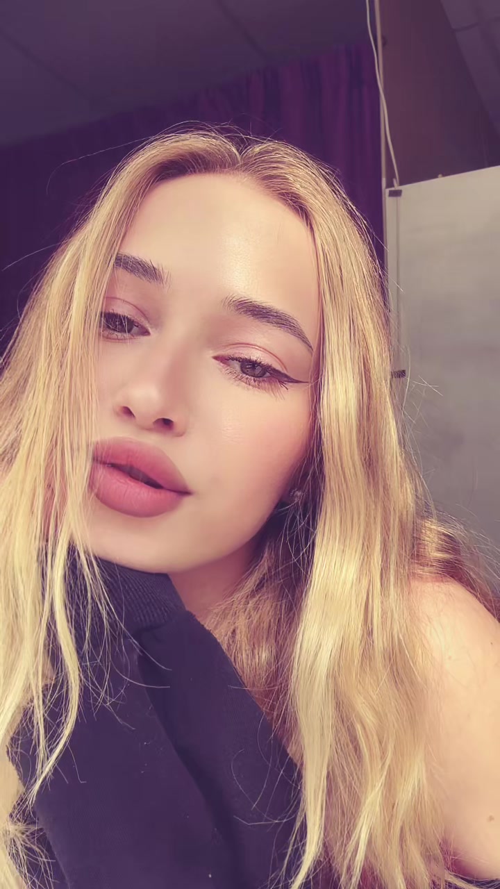 @𝓐𝓵𝔂𝓪 🧸