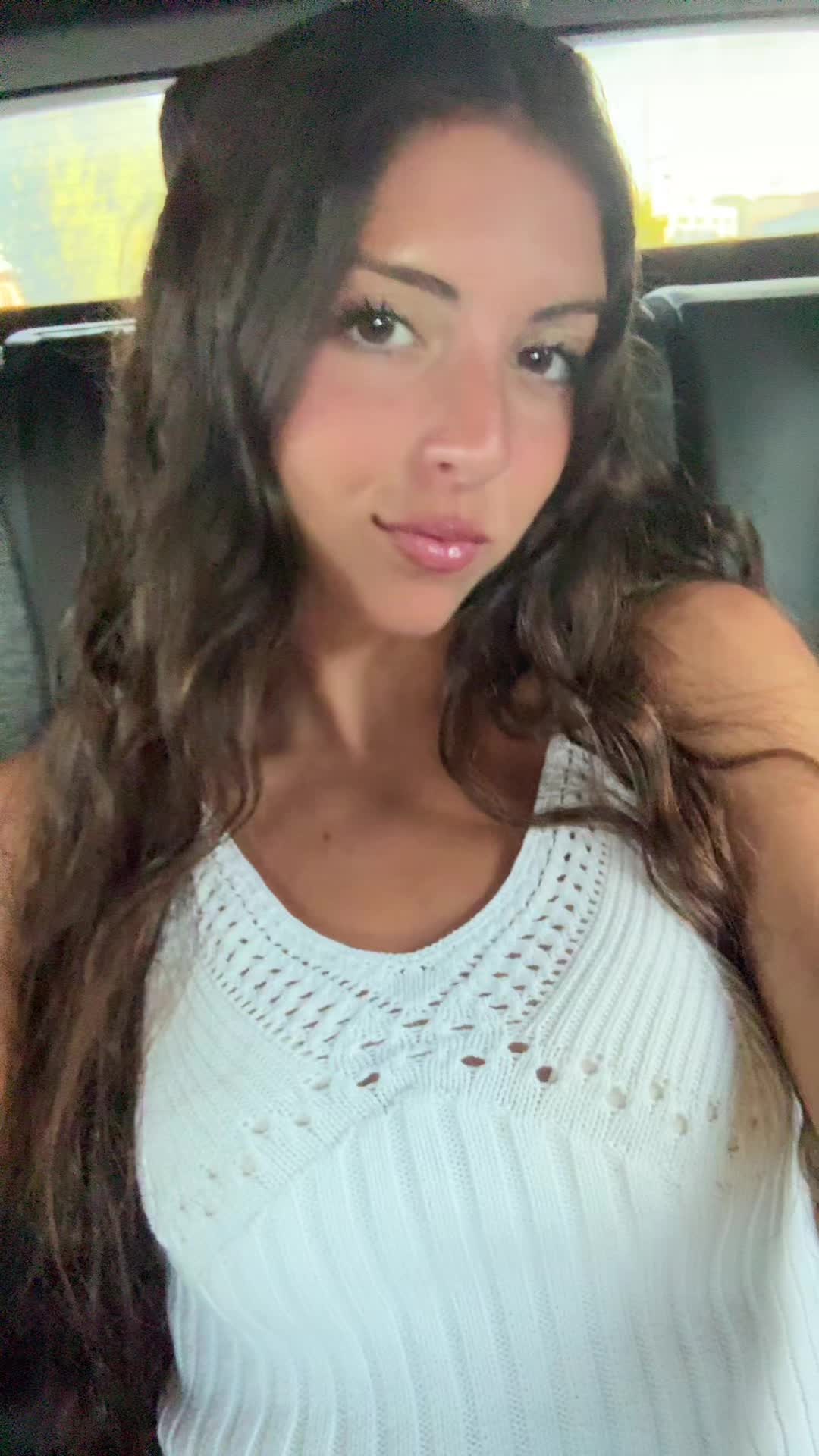 @𝒌𝒓𝒊𝒛𝒊𝒂💋
