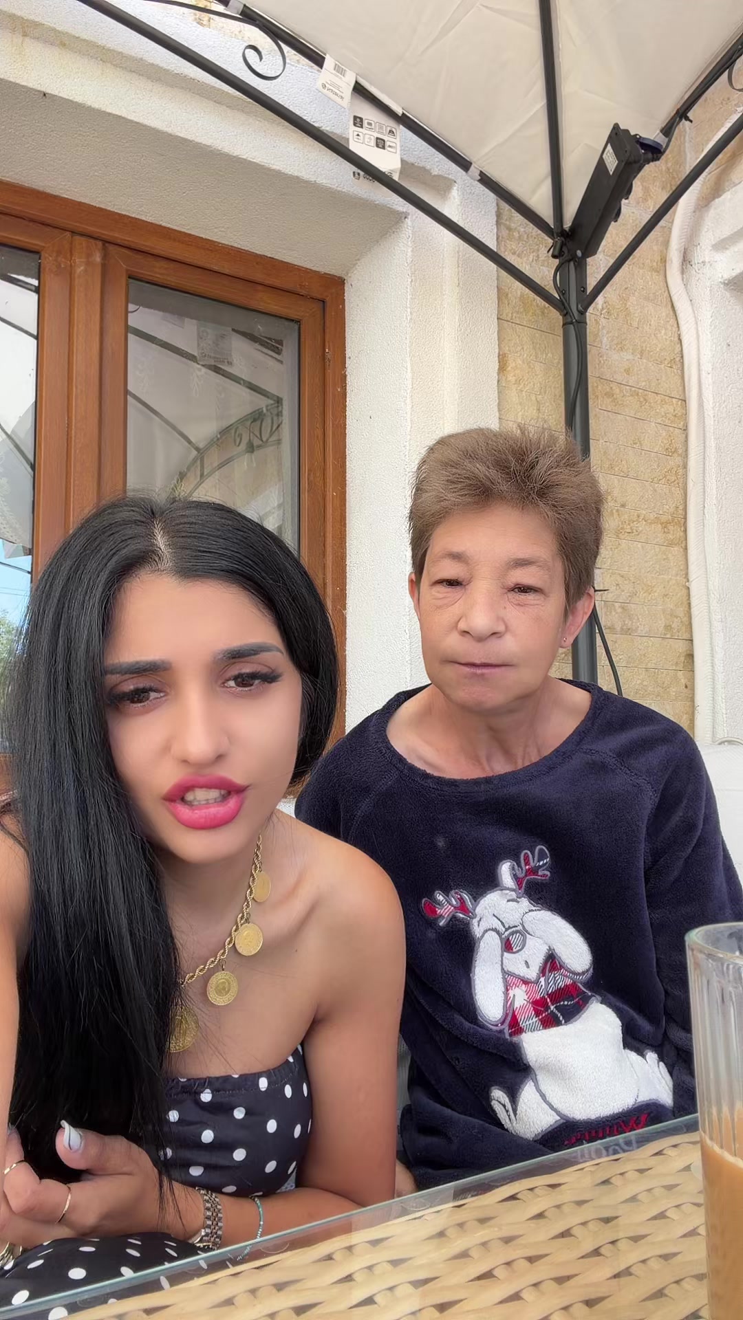 @Melek Minca