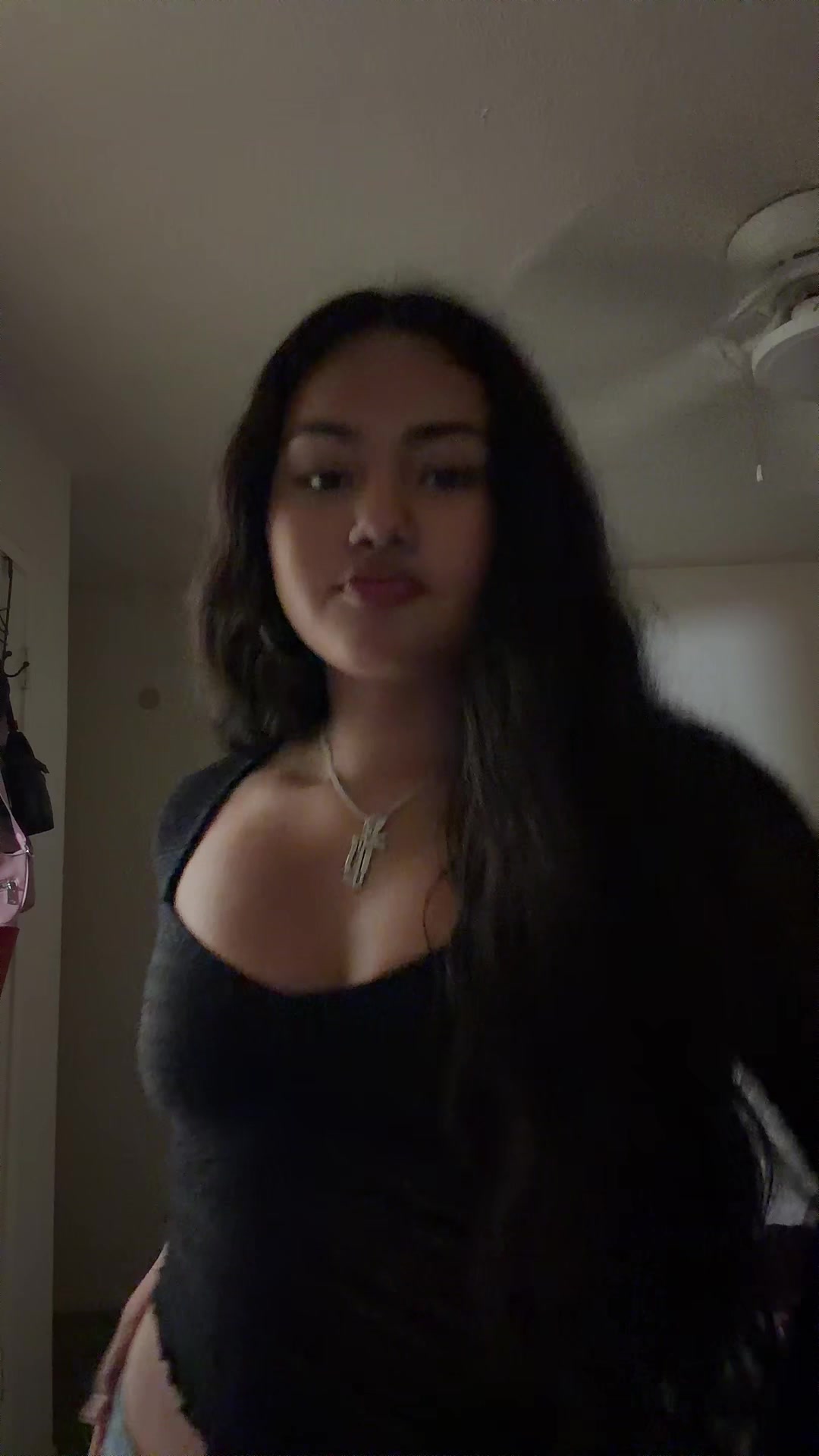 @AnnieFlores