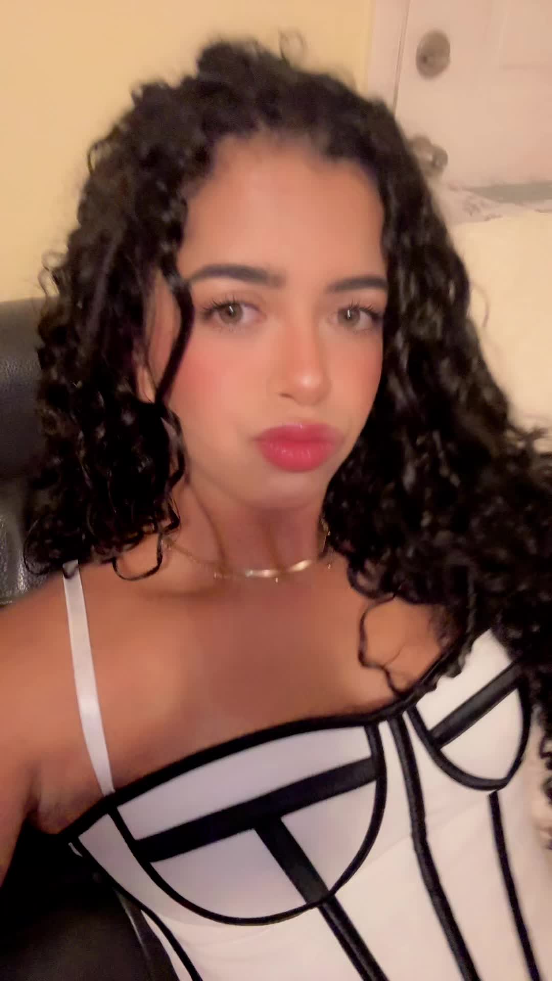 @Tatazinha