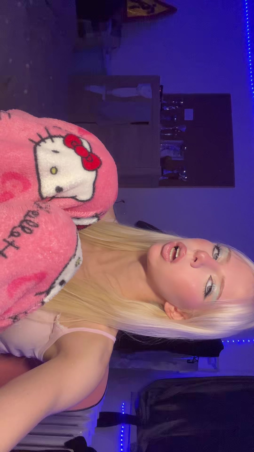 @dead blondе