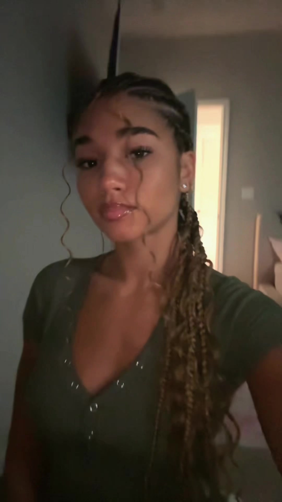 @lightsknbaddie