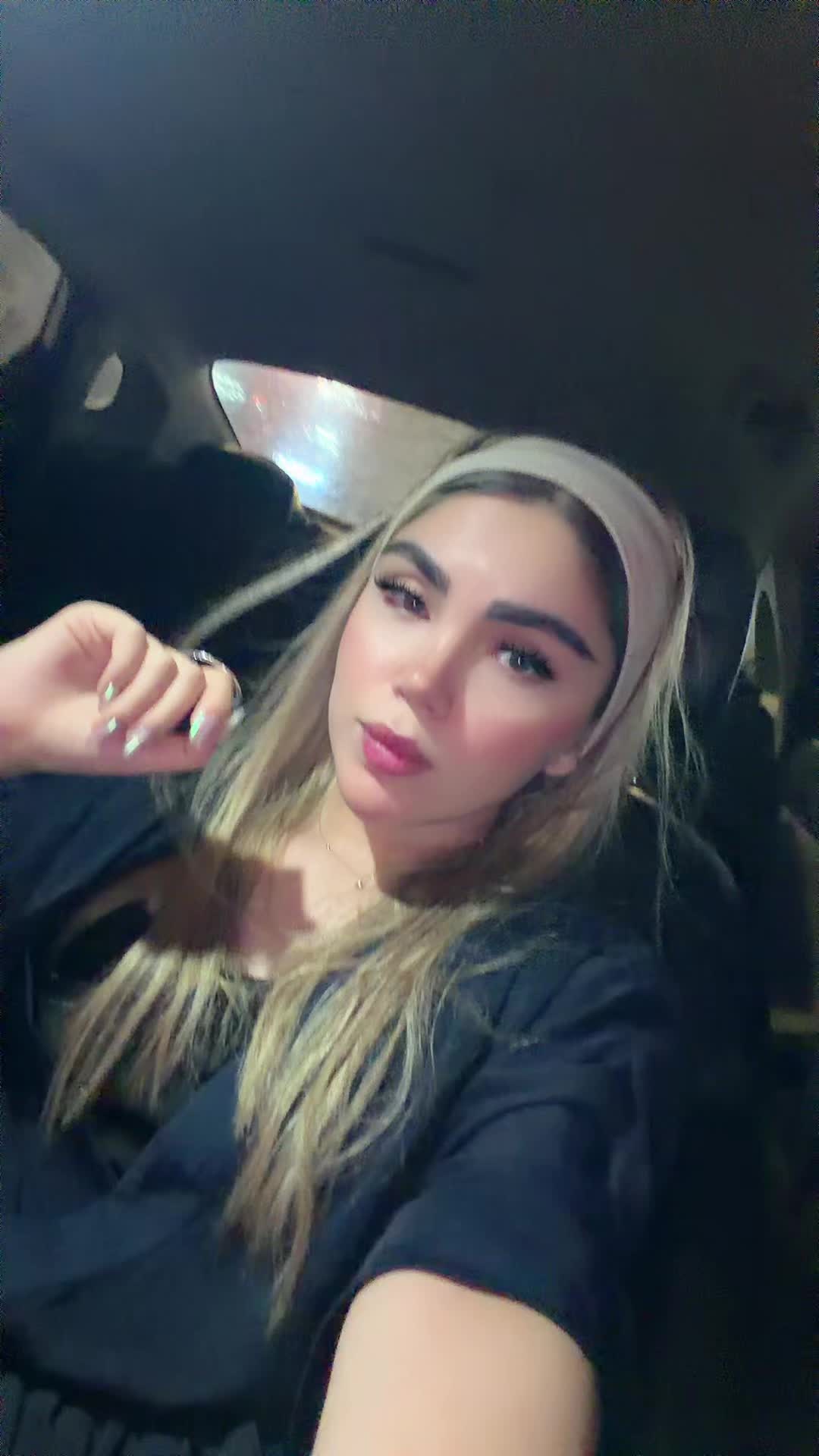 @saharhoseini