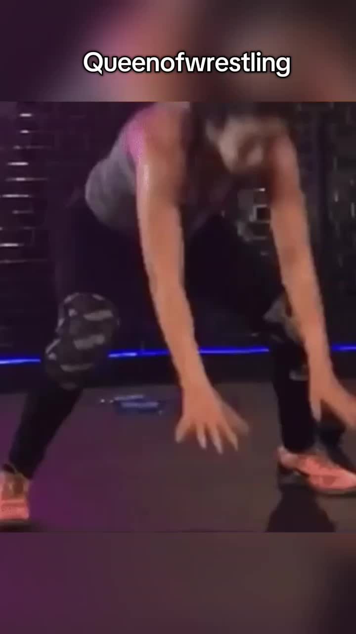 @Queenwrestling