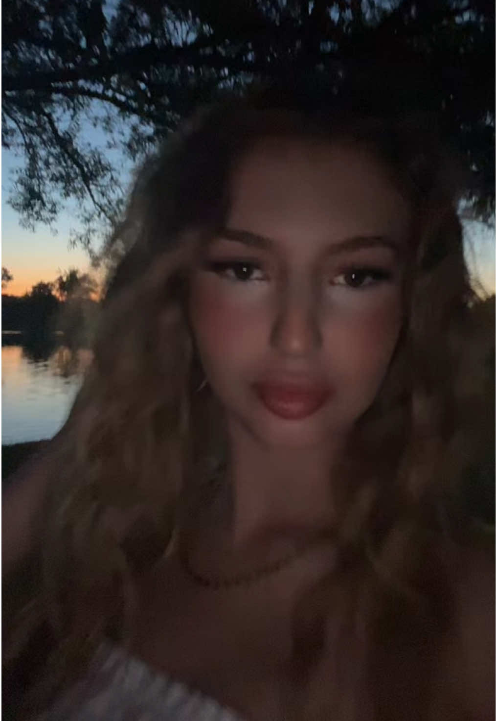 @tf.itsmiraa