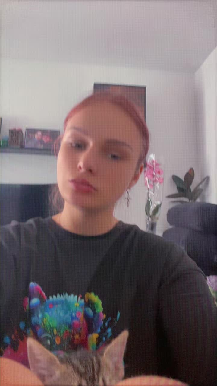 @👑Victoria👑
