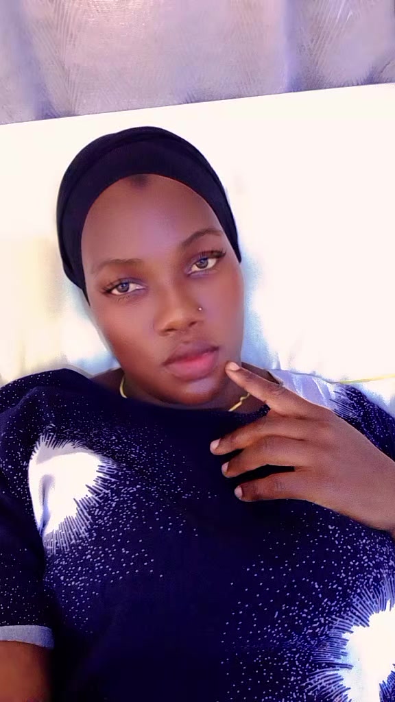 @Hajjat aisha